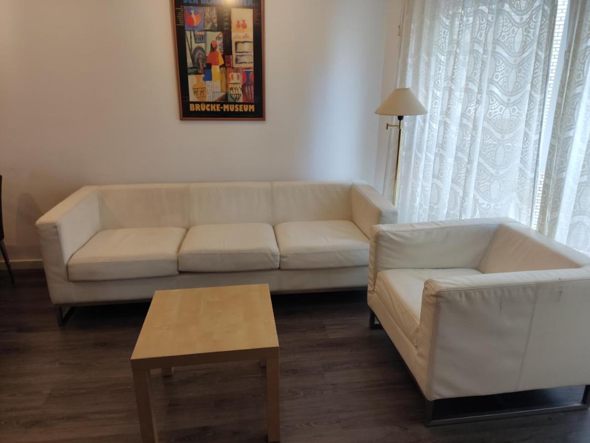 Bnap Gesta Apartment Oviedo Bagian luar foto