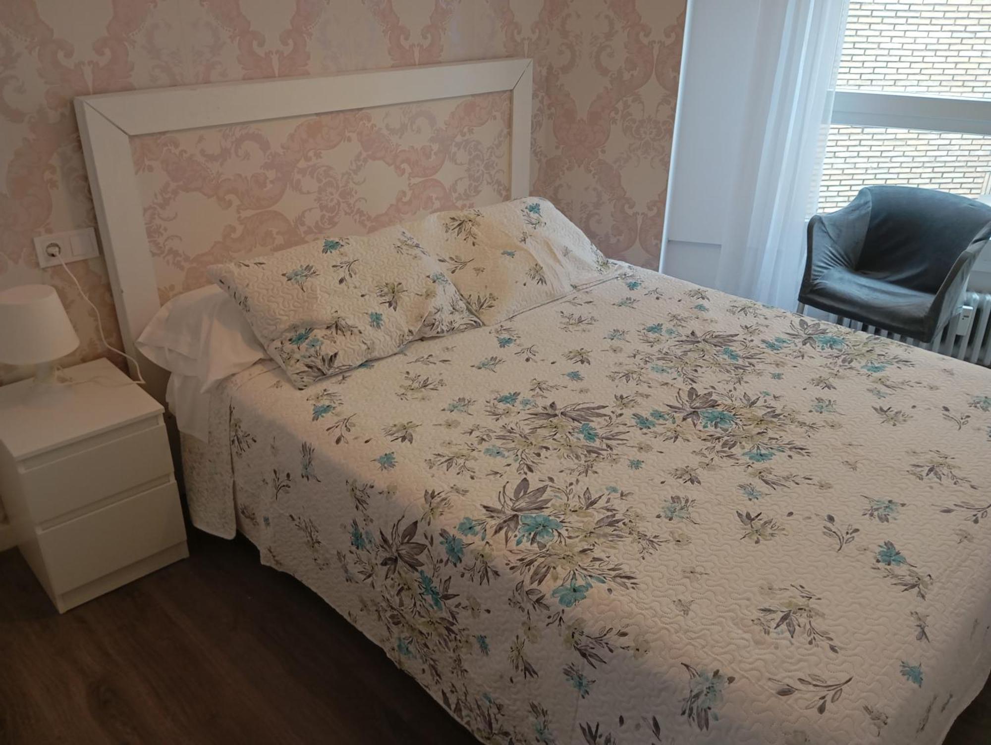 Bnap Gesta Apartment Oviedo Bagian luar foto