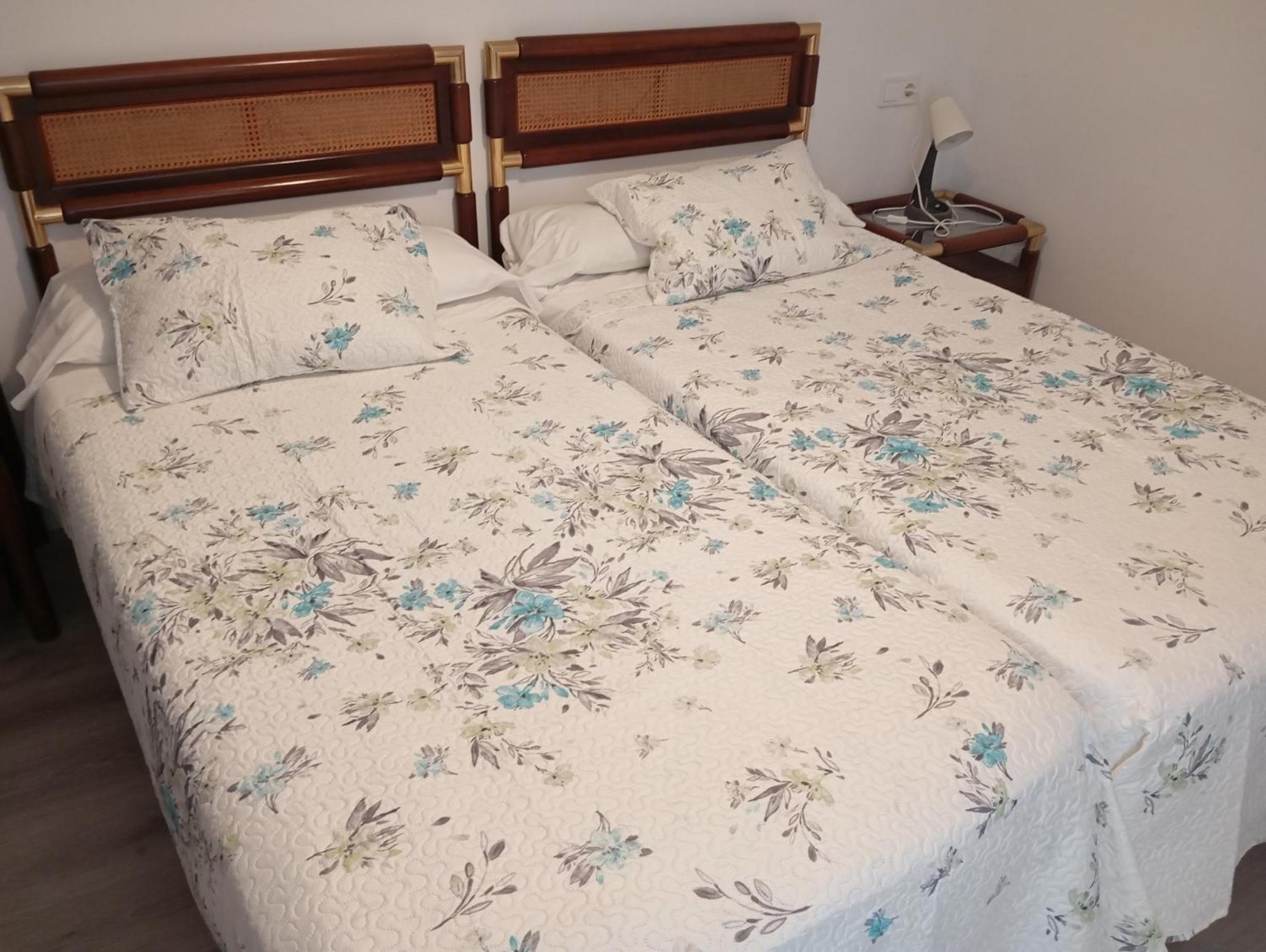 Bnap Gesta Apartment Oviedo Bagian luar foto