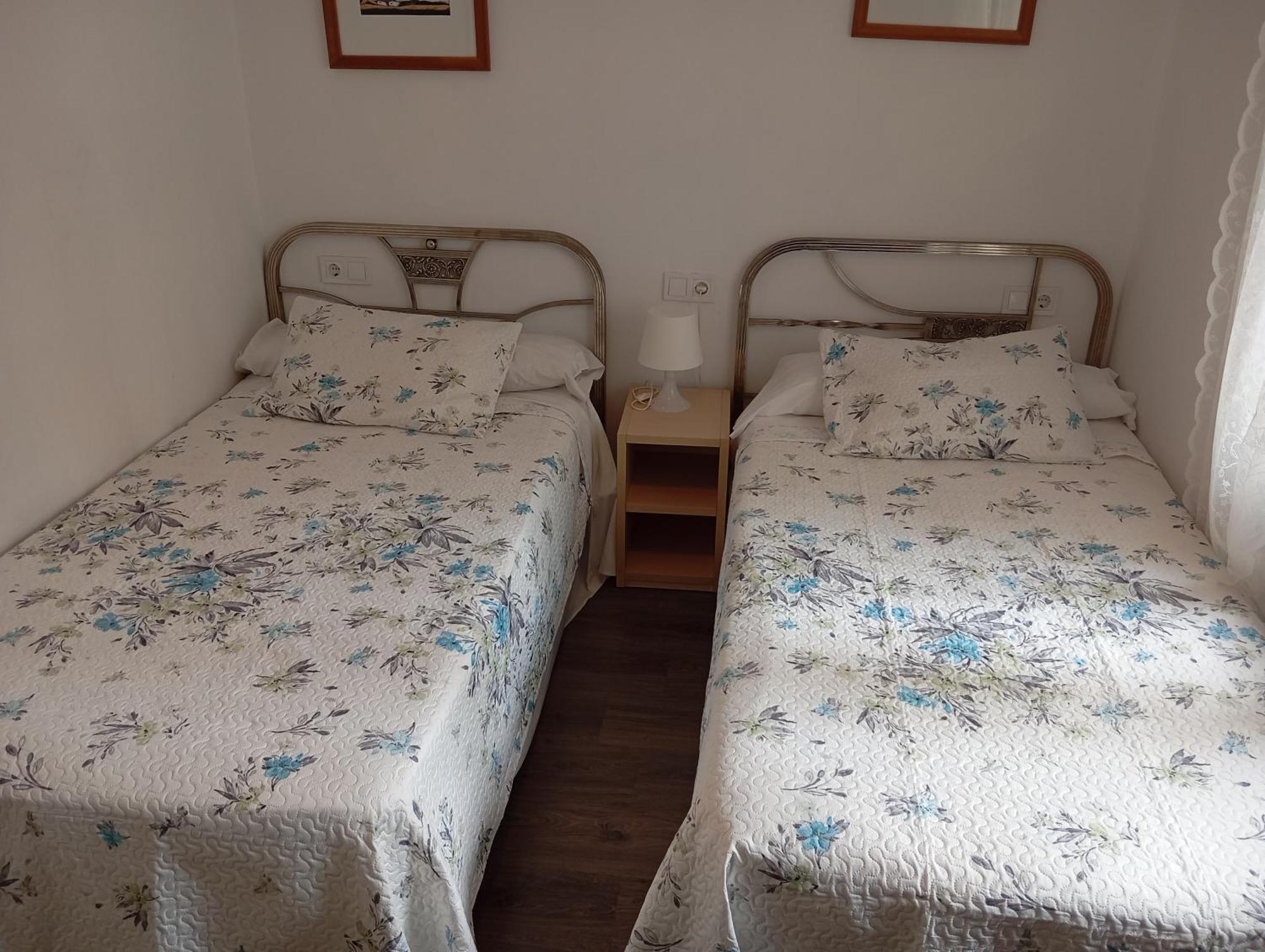 Bnap Gesta Apartment Oviedo Bagian luar foto