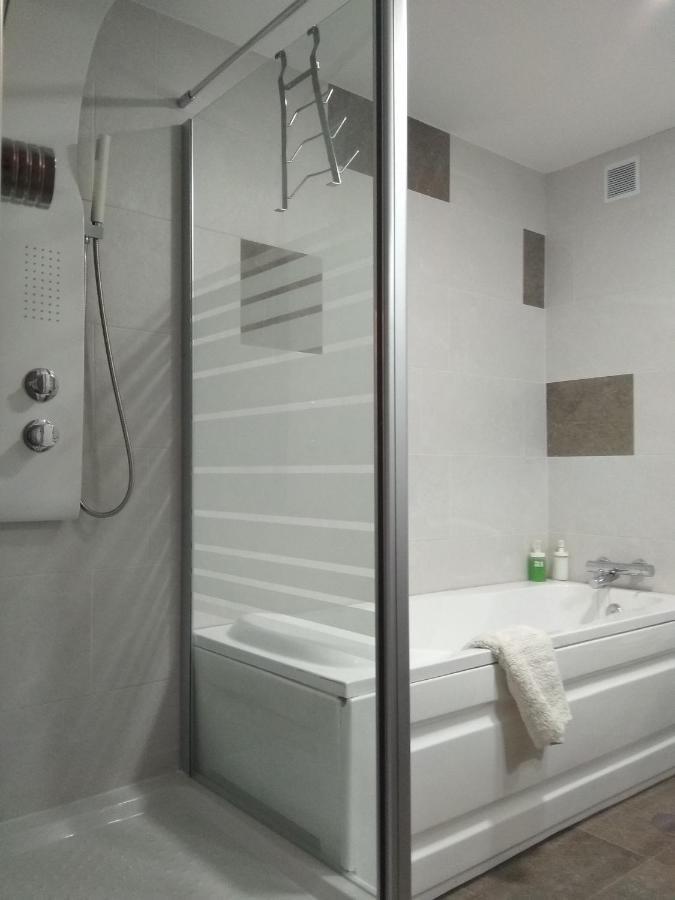 Bnap Gesta Apartment Oviedo Bagian luar foto